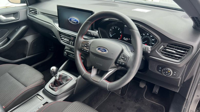 Ford Focus 1.0 EcoBoost Hybrid mHEV 155 ST-Line 5dr Petrol Hatchback